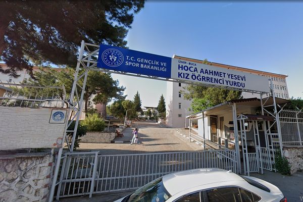 Kyk İzmir Hoca Ahmet Yesevi Kız Yurdu 